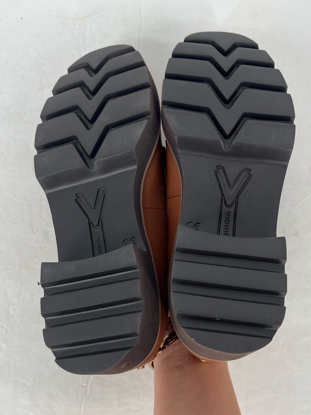 Vionic Francisco Fillmore Lug Sole Penny Loafers Size 7 - Picture 8 of 8